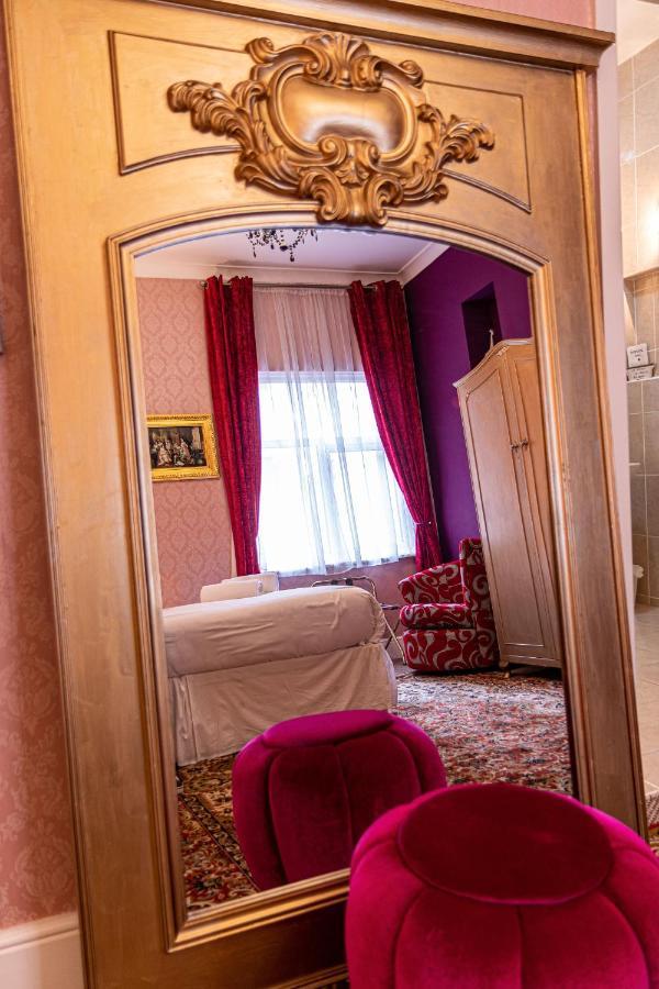 Hotel Rouge Μπλάκπουλ Εξωτερικό φωτογραφία